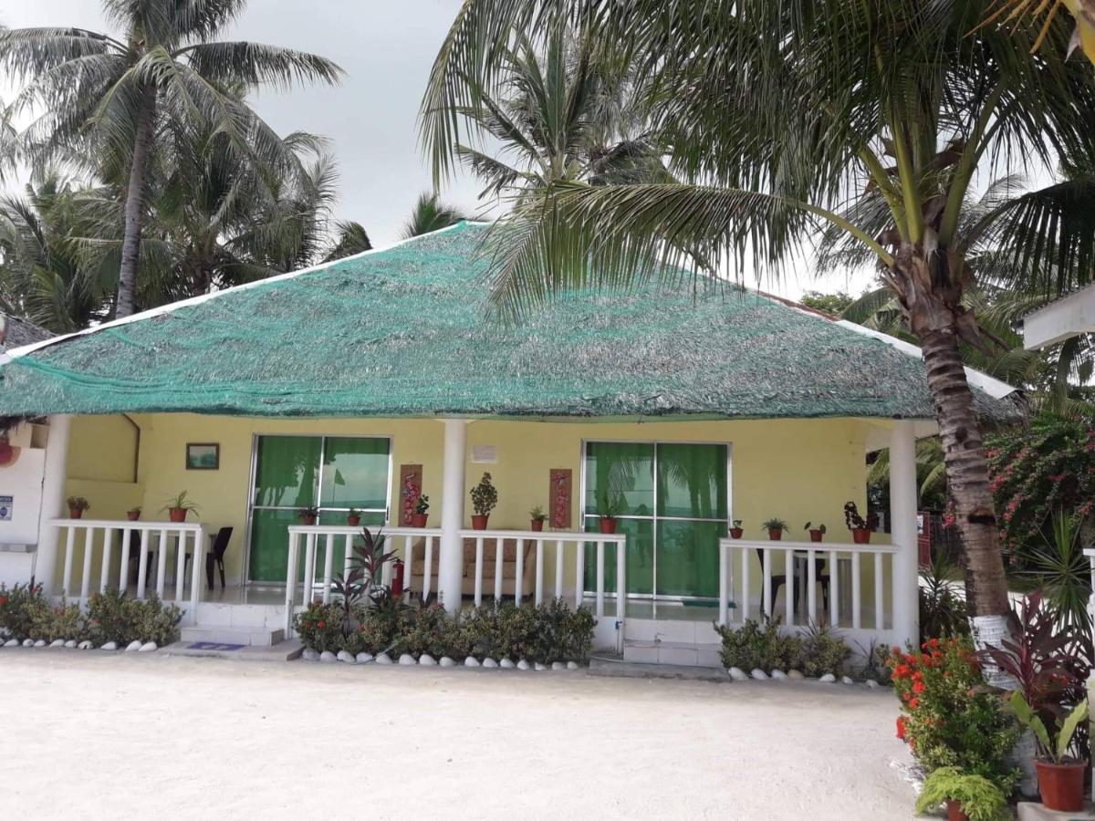Ricks Mangrove Beach Apartment Maricaban