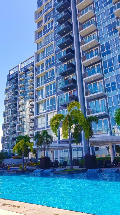 Mactan Newtown - 1br Stunning Ocean View And View Apartment