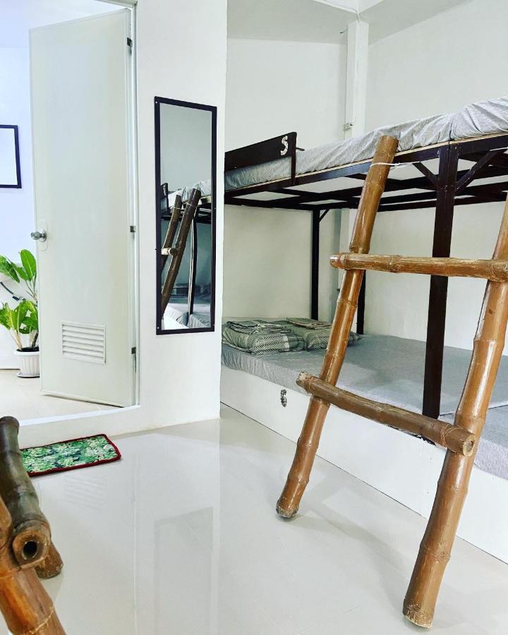 Babu Backpackers Moalboal