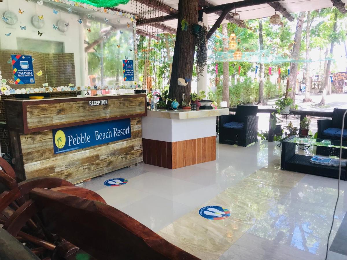 Resort Pebble