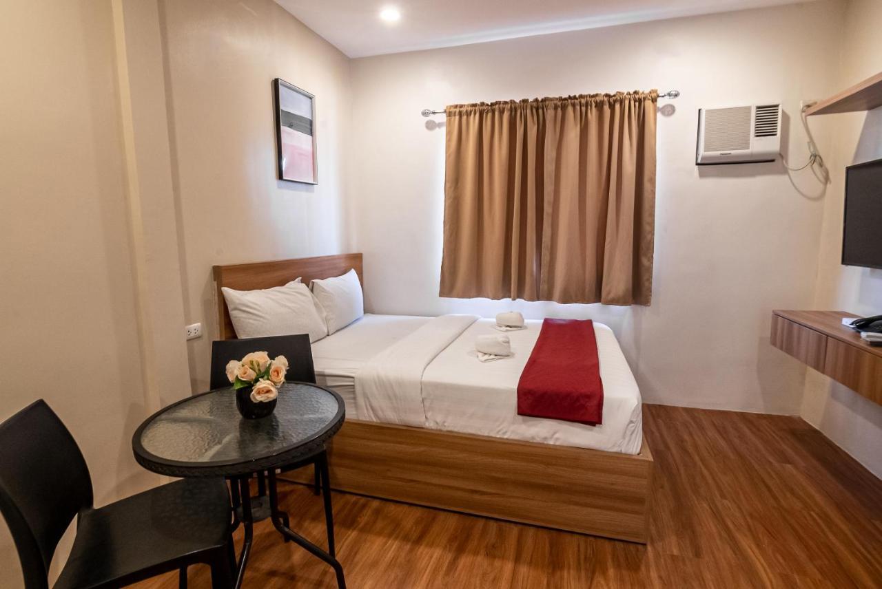 Hotel Kiwi