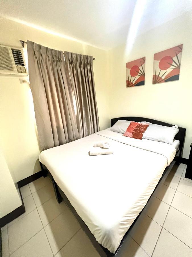 Strawberry Residences * Cebu