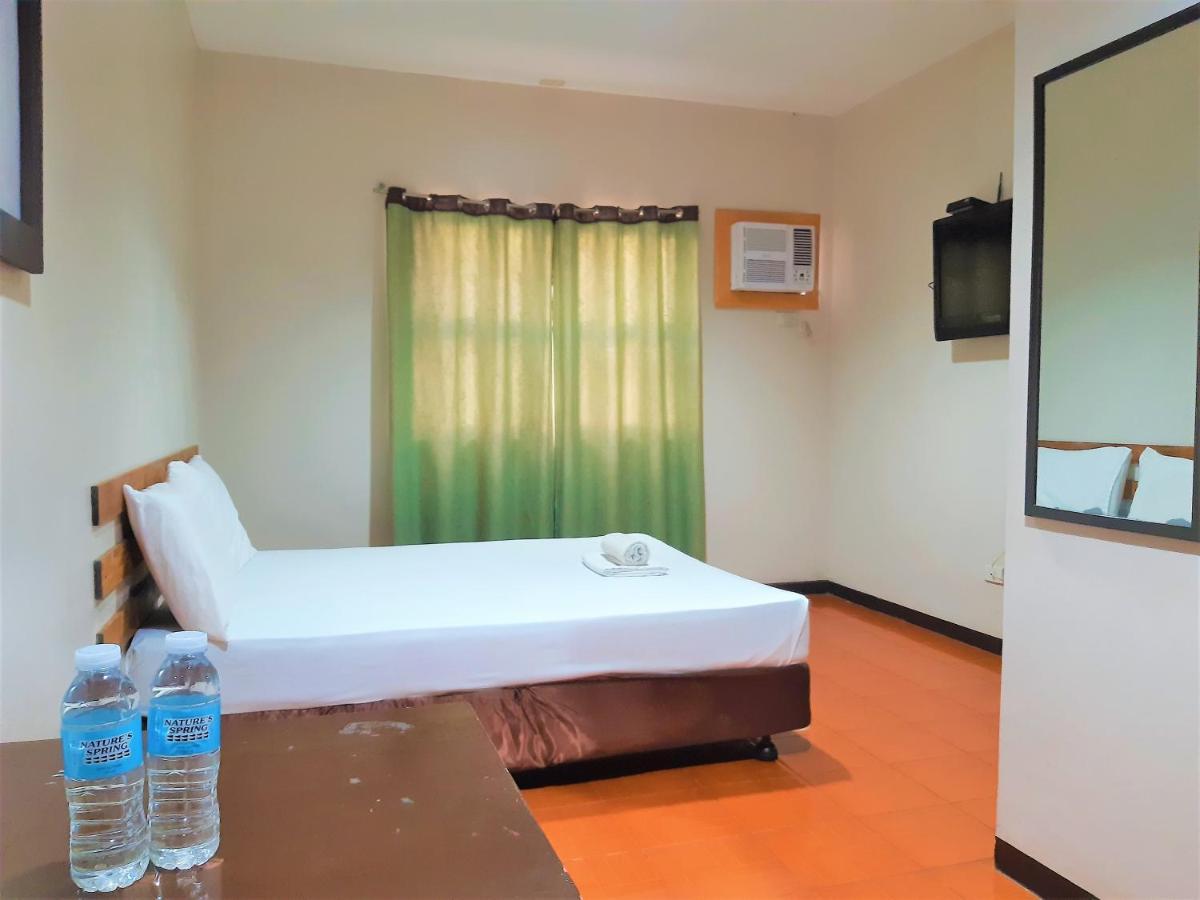 Hotel California 3*
