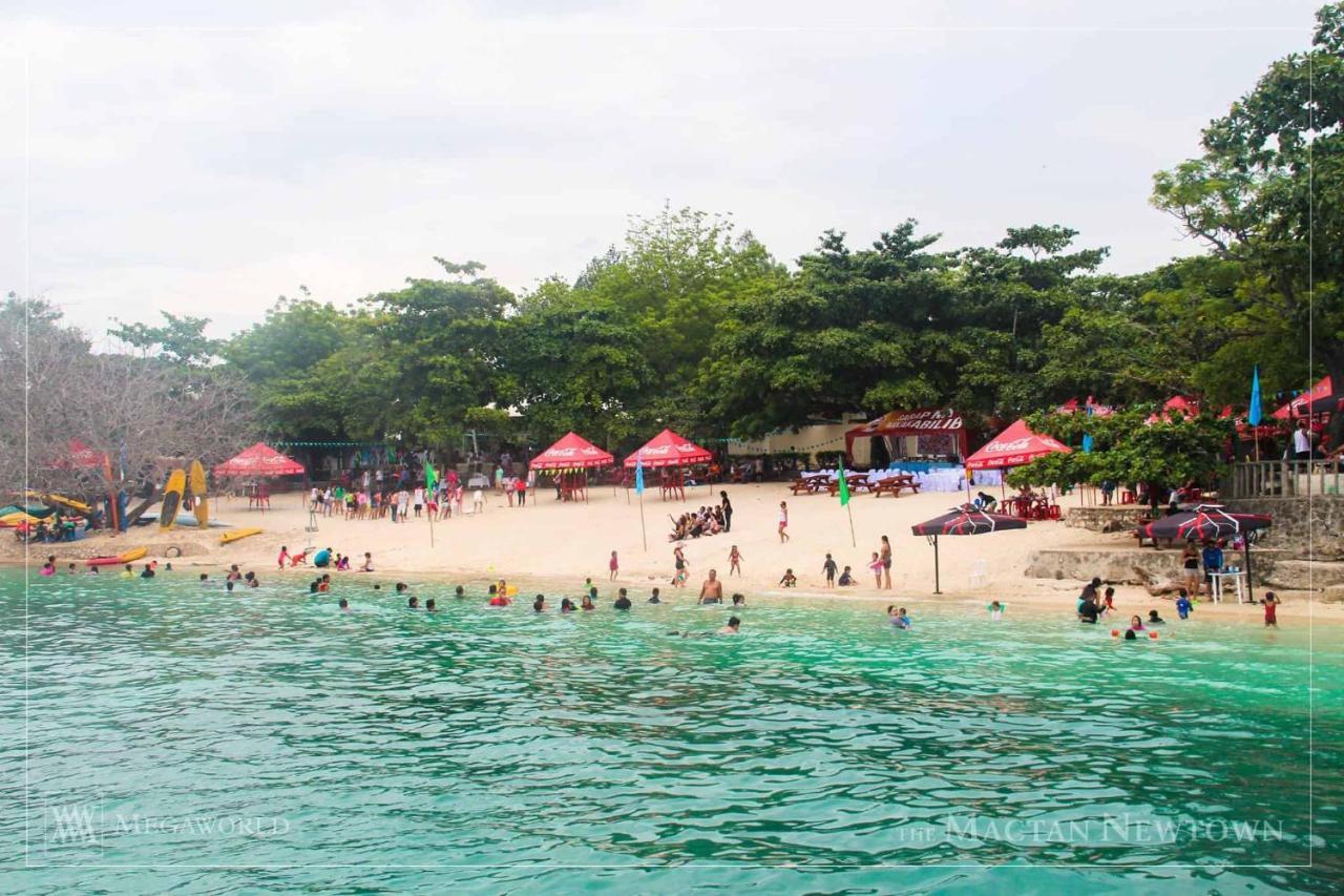 Mactan Island Gallery Ac Double Bed Bath Toilet Pools Beaches Around The Corner Gabi