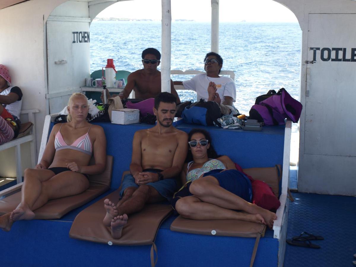 The Shark's Tail Dive Resort 3*