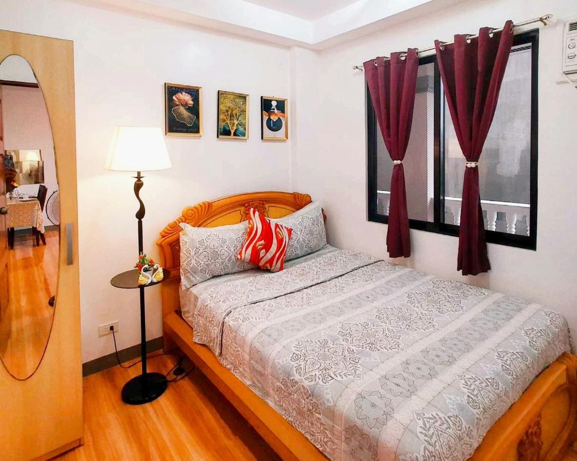 Retreat To A Stylish Flat W/ Balcony + Garden View *