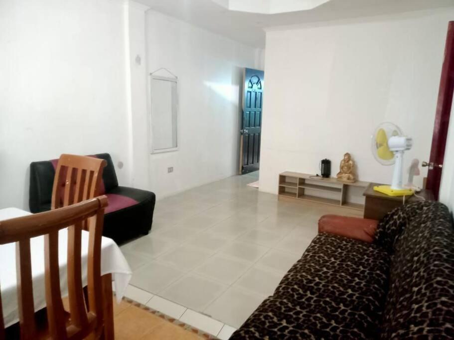 Seascape Guest house *