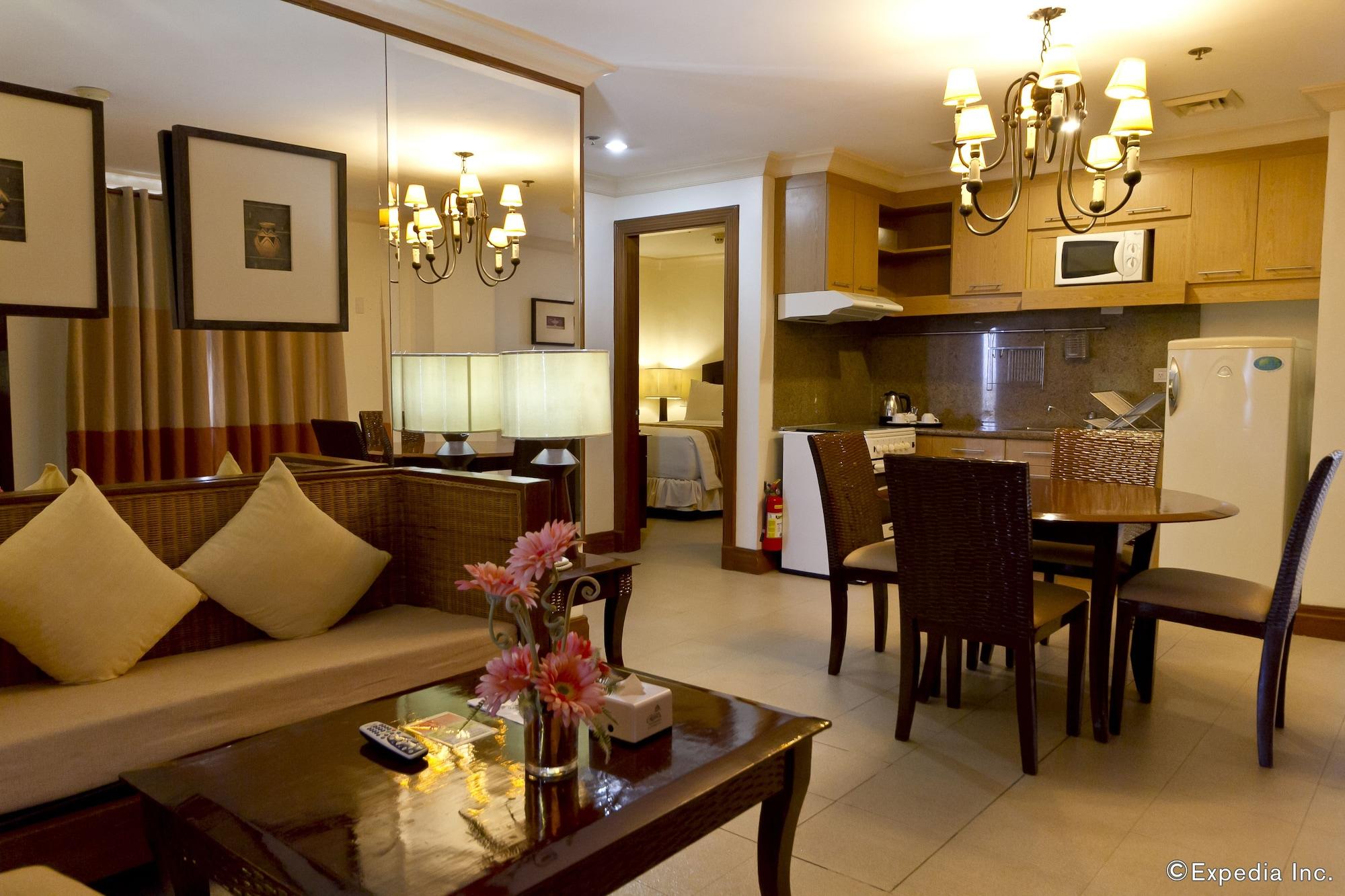 Crown Regency Mactan 4*