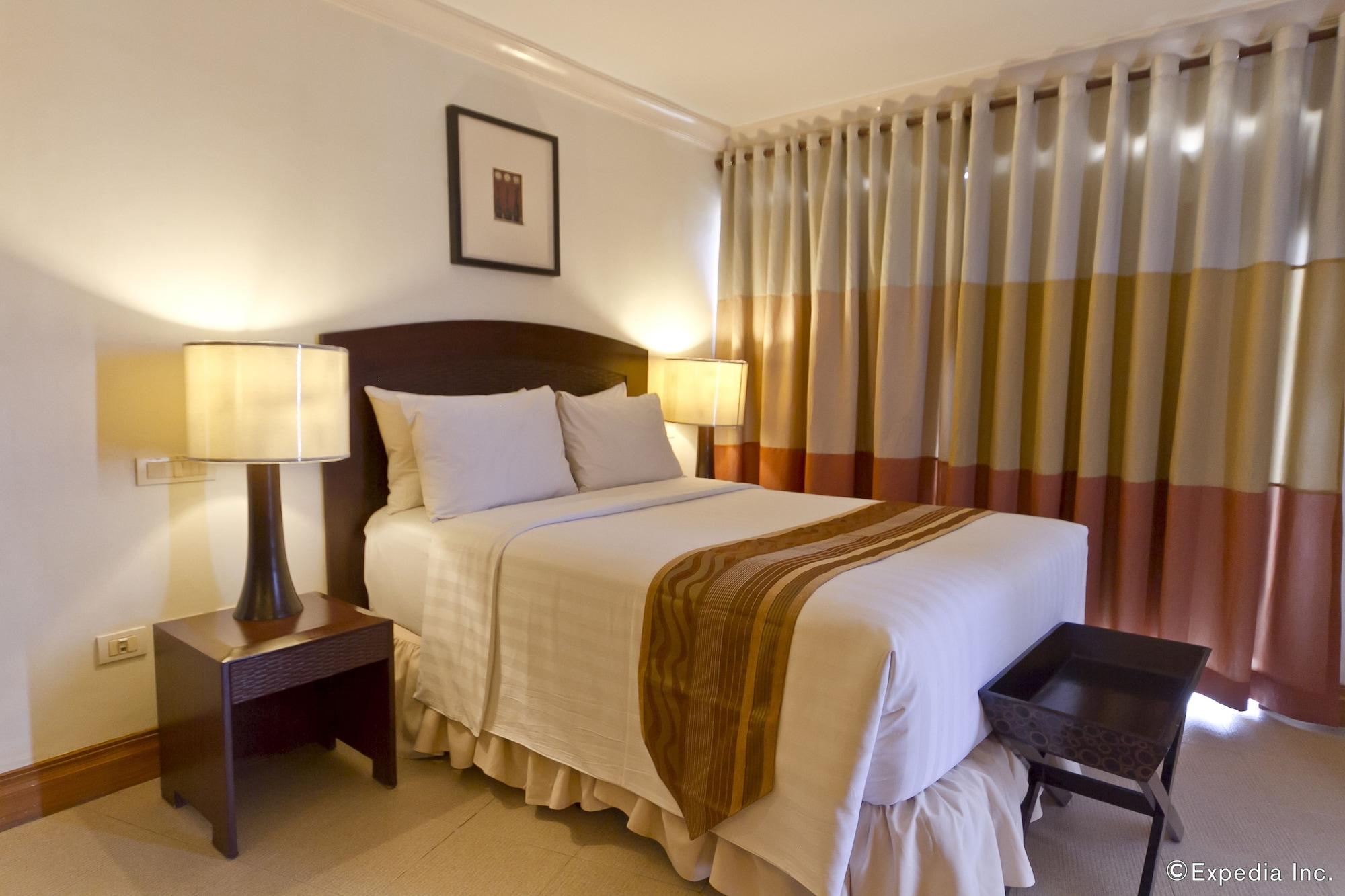 Crown Regency Mactan 4*