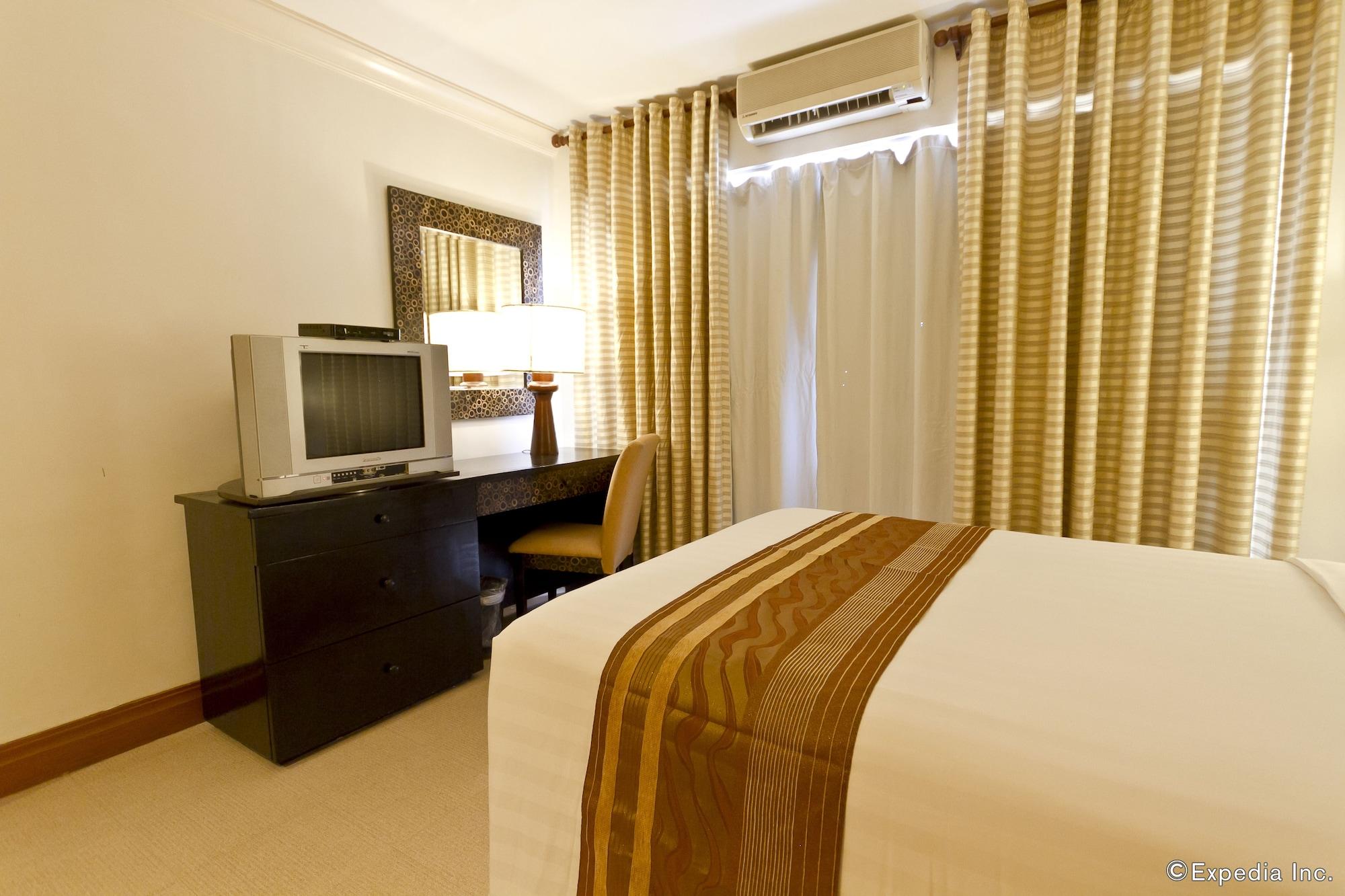 Crown Regency Mactan 4* Lapu-Lapu City