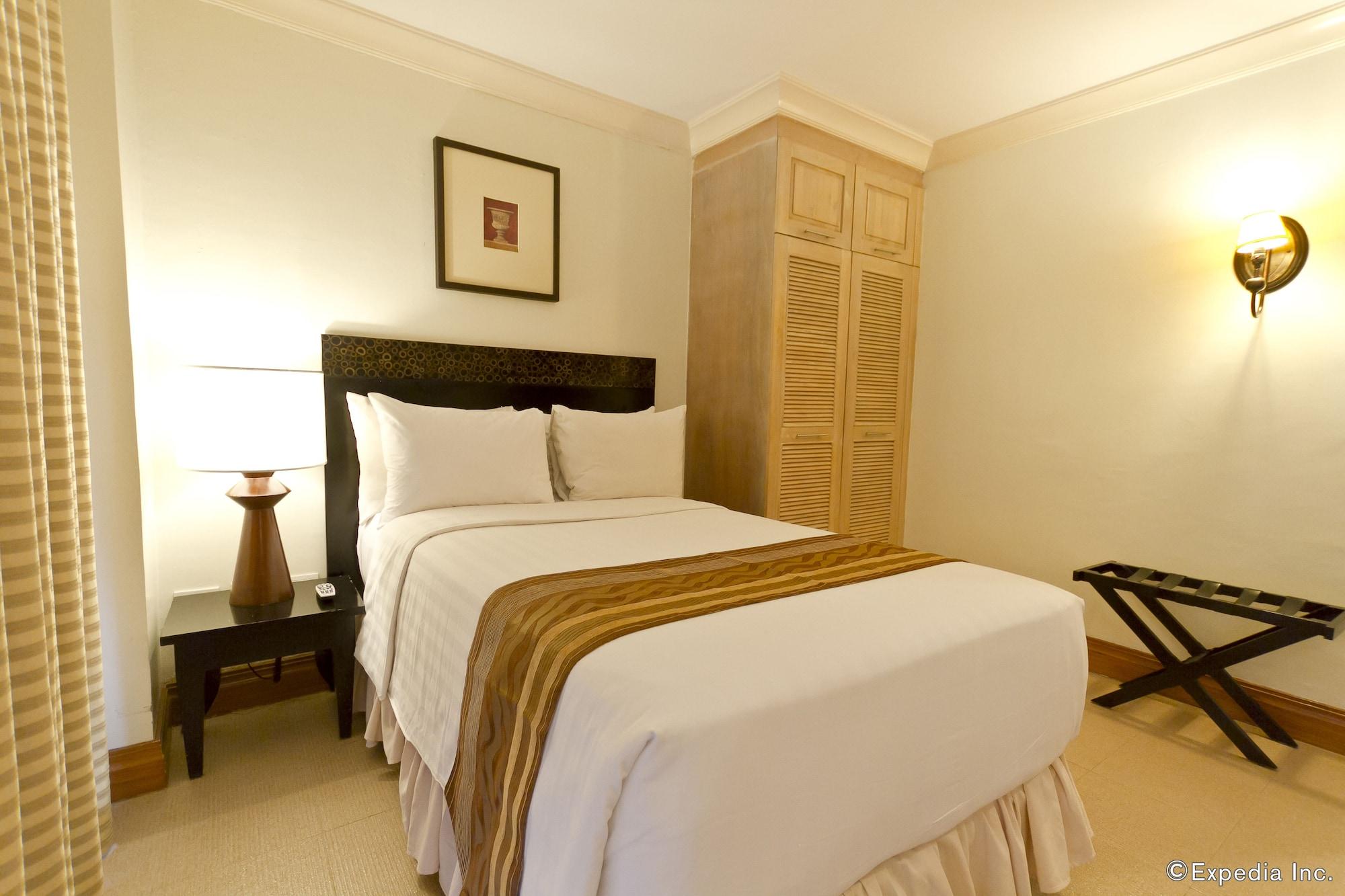 Crown Regency Mactan