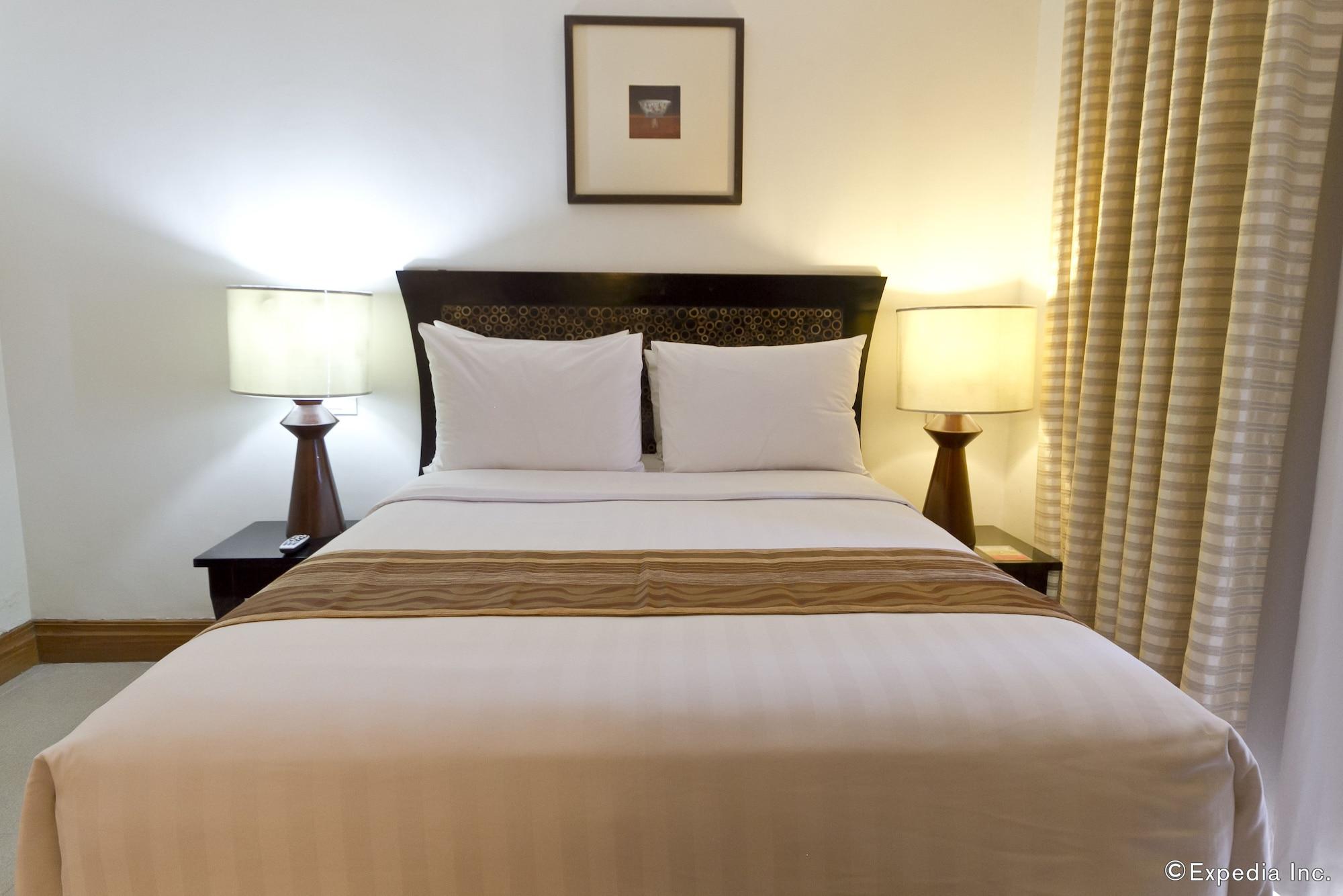 Crown Regency Mactan 4*