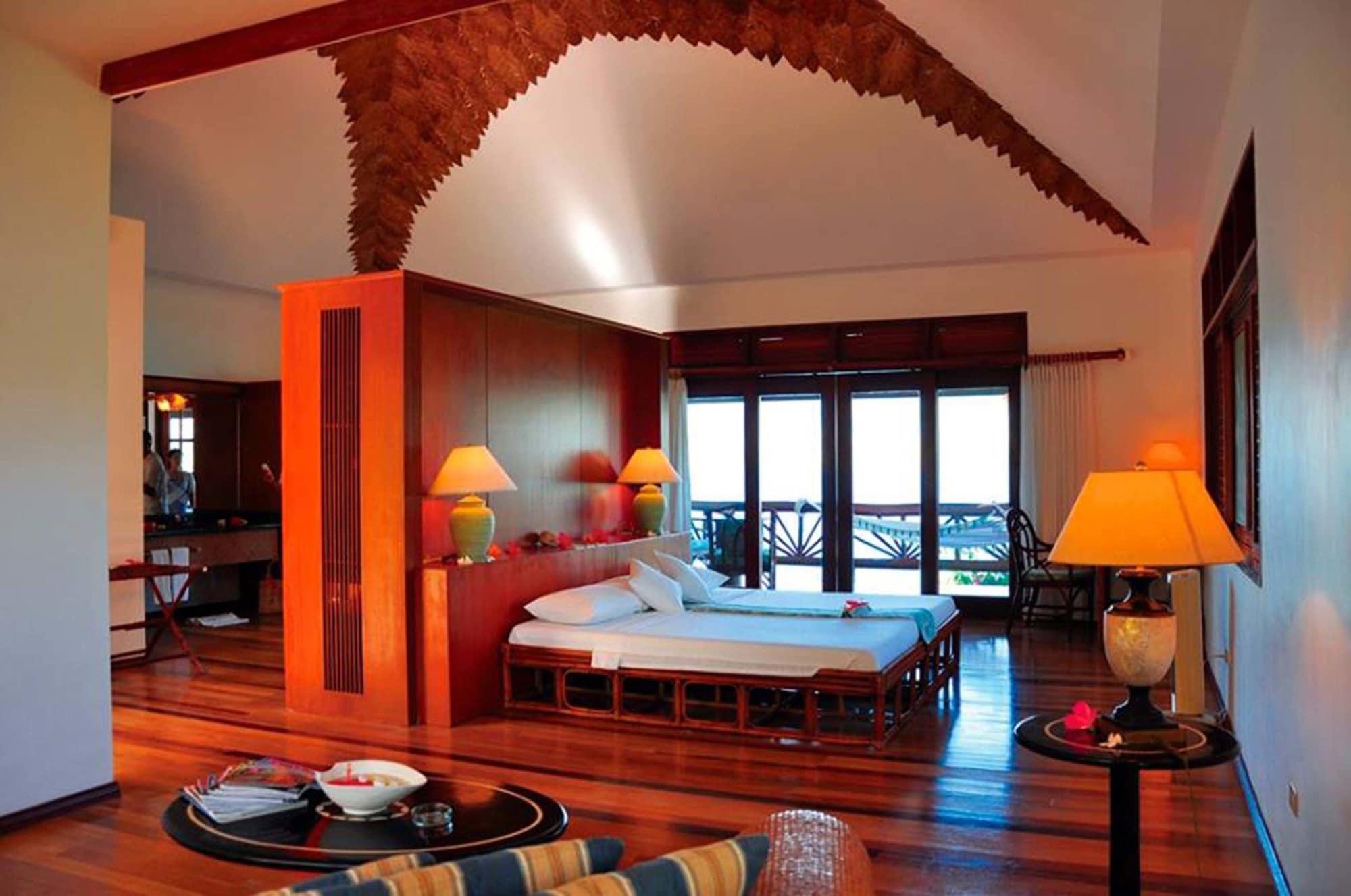 Resort Island Wellness Badian