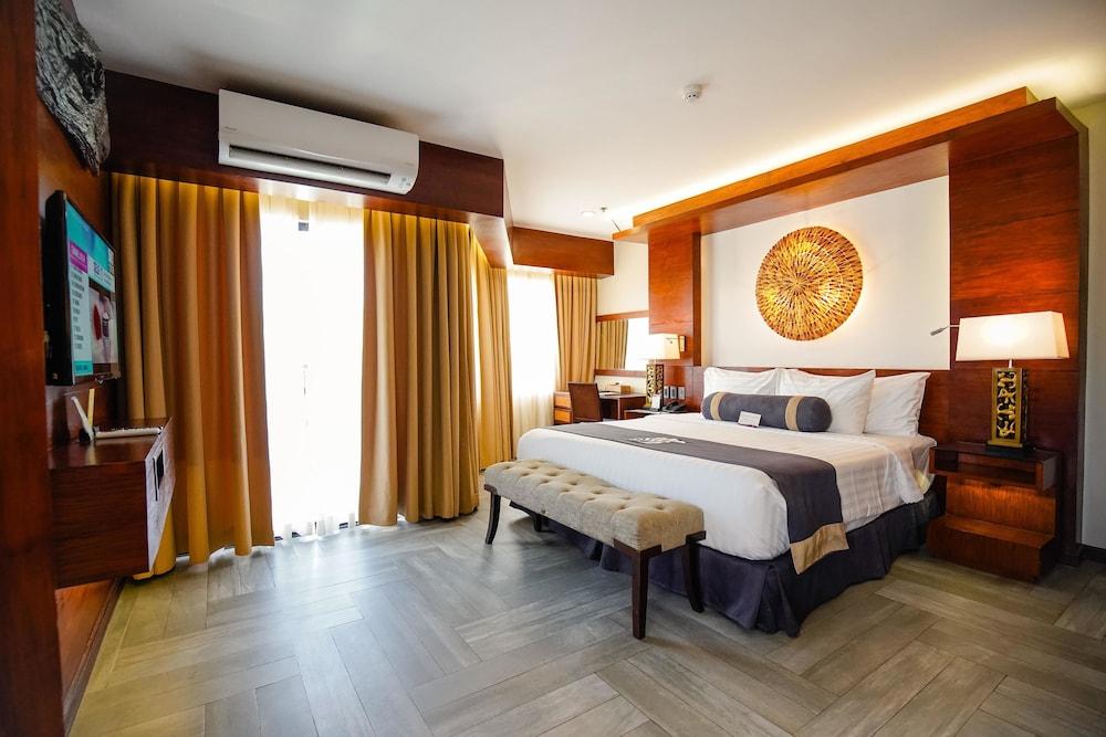 Cebu White Sands And