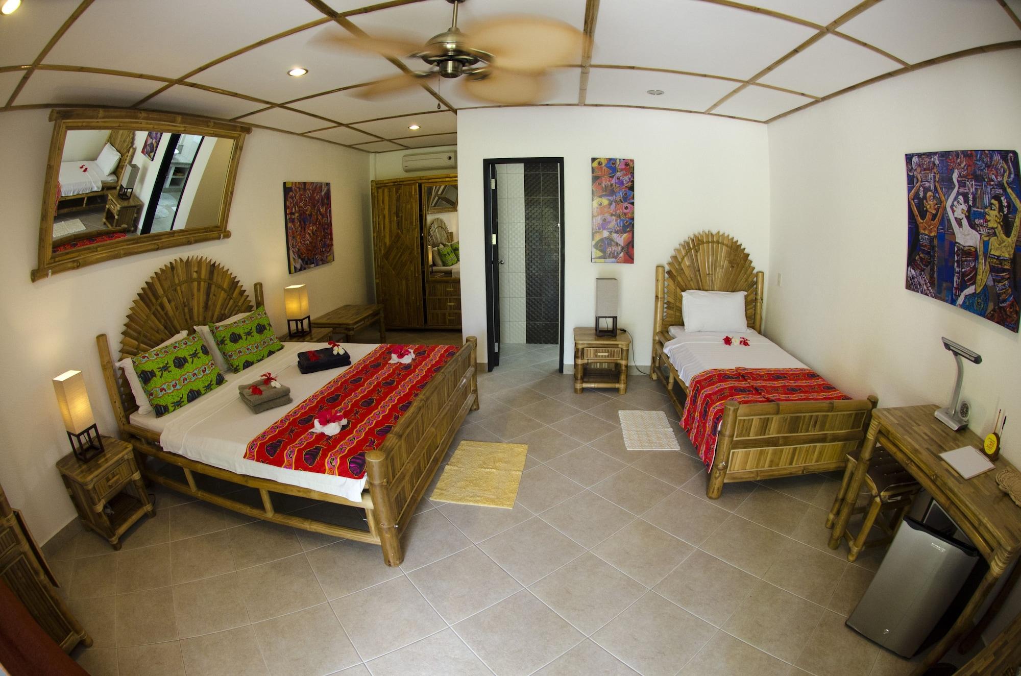 Resort Dolphin House 5*