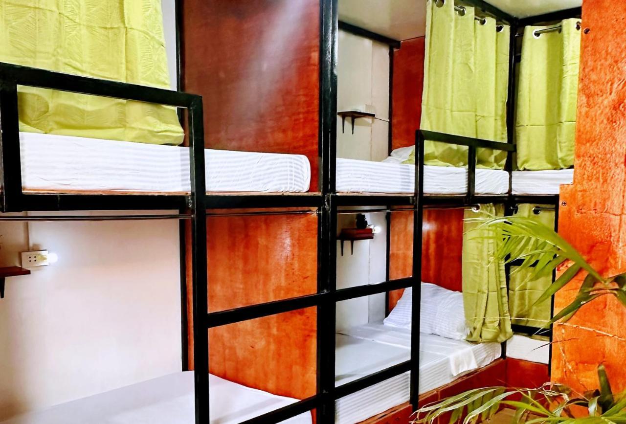 Hostel Moana House Moalboal