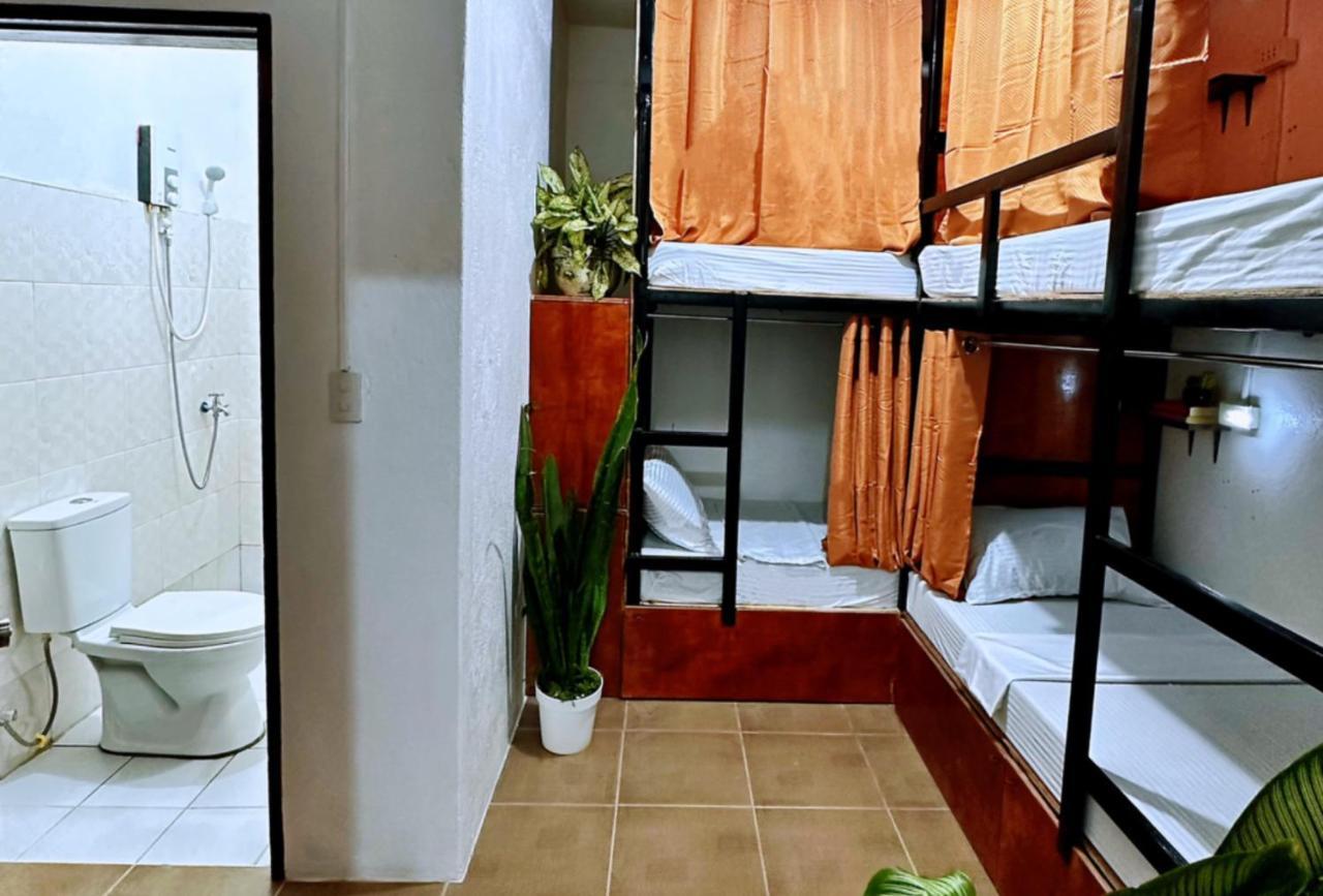 Moana House * Moalboal