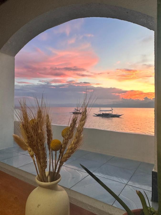 Moana House Hostel Moalboal