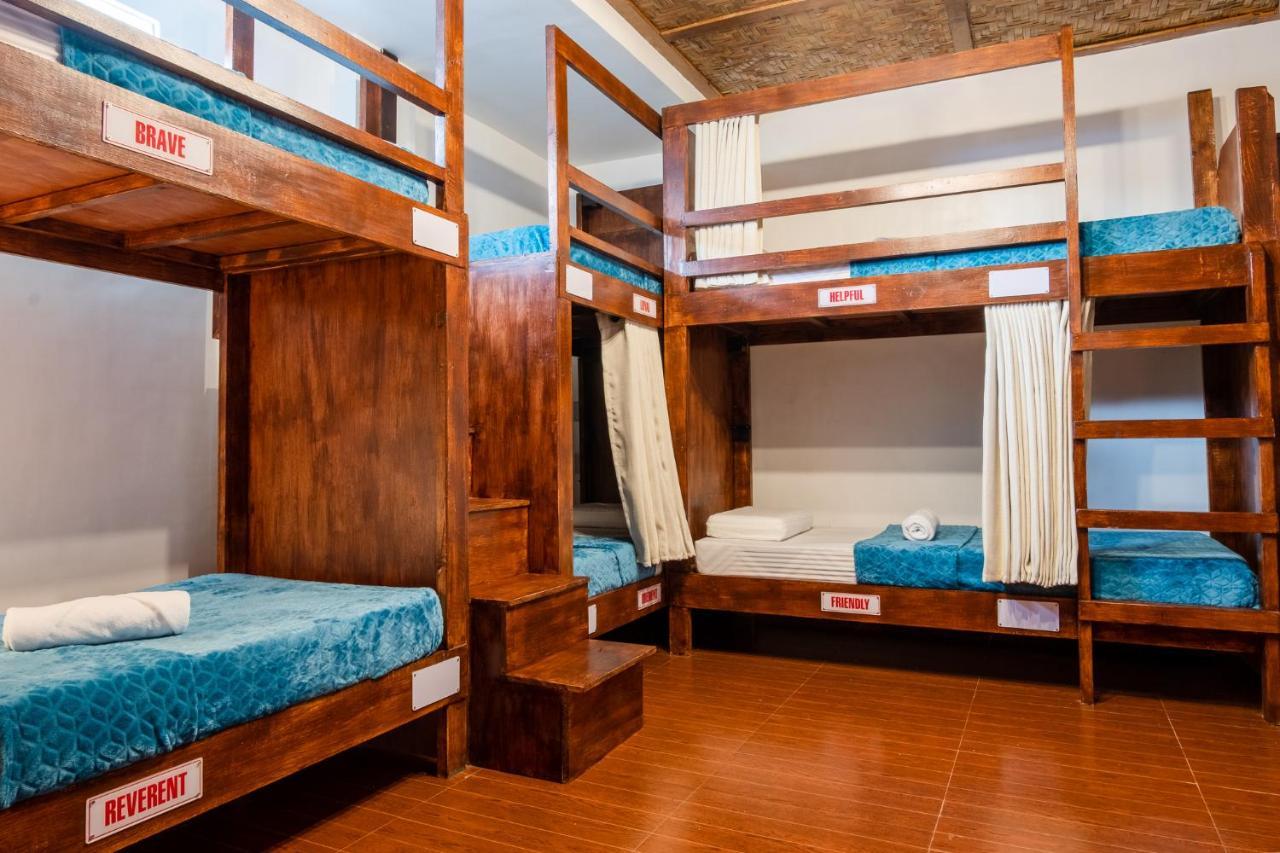 Hostel Public House Lapu-Lapu City