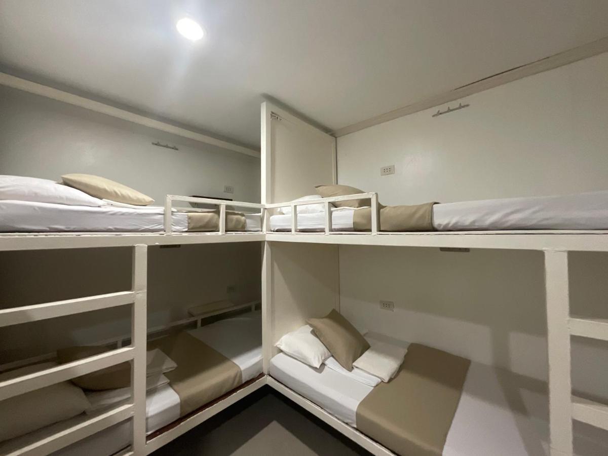 Hostel Lisa's