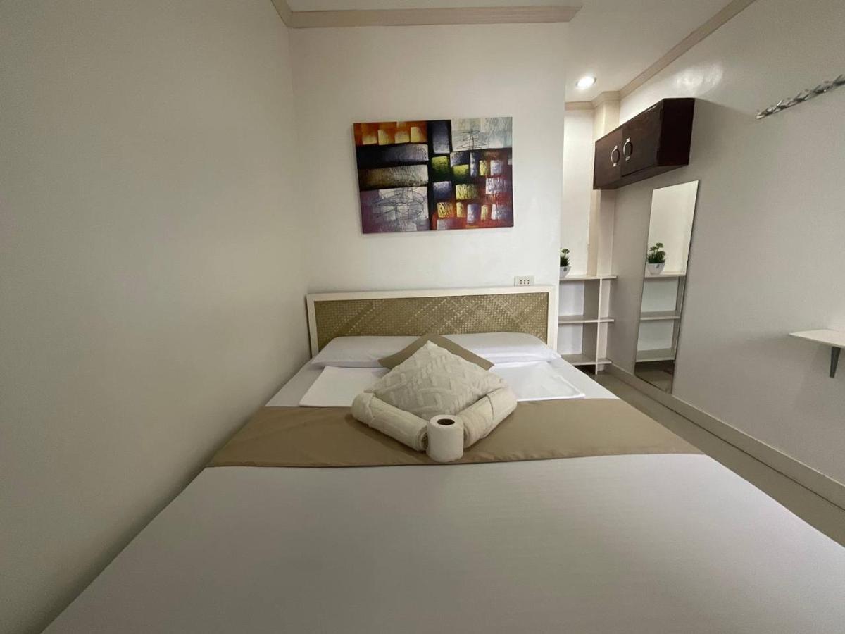 Lisa's Hostel *