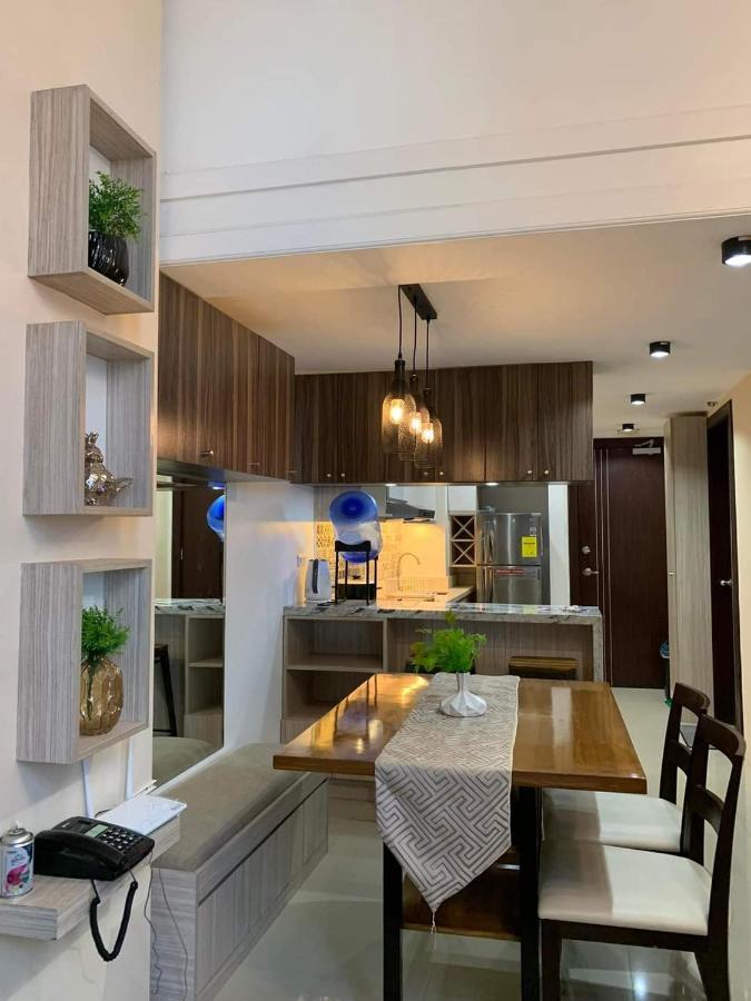 Club Ultima Residences Unit 1712 *