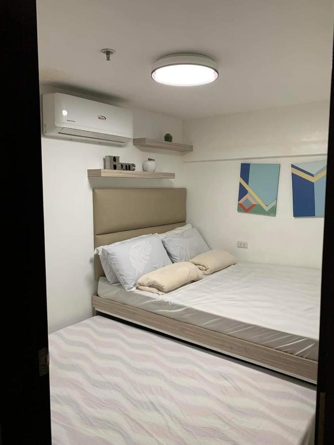 Club Ultima Residences Unit 1712