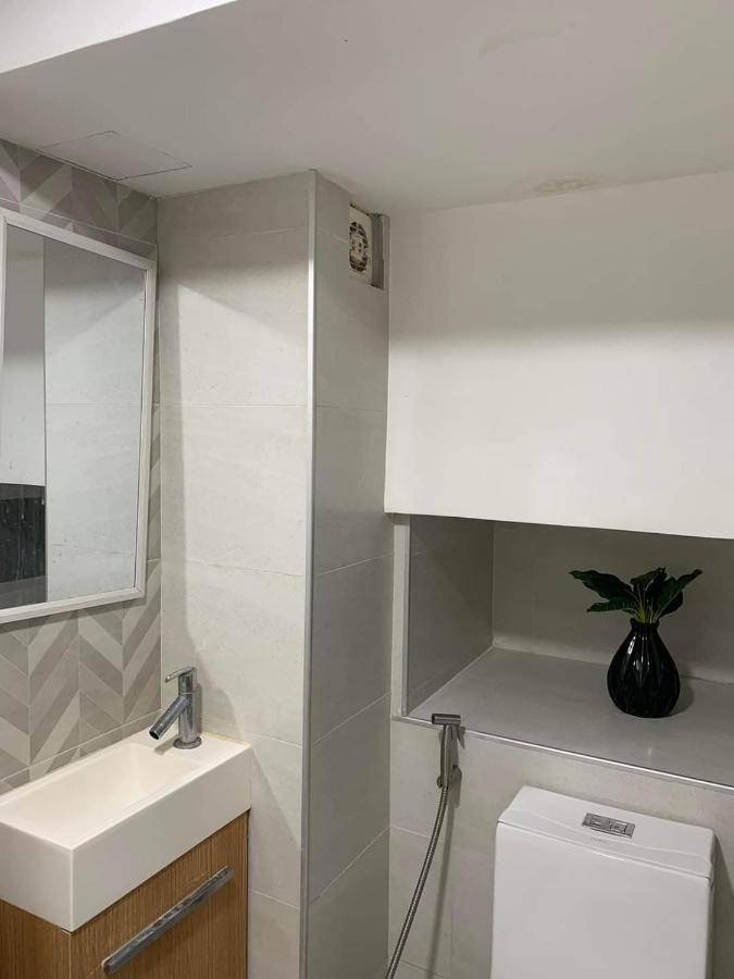 Club Ultima Residences Unit 1712 *