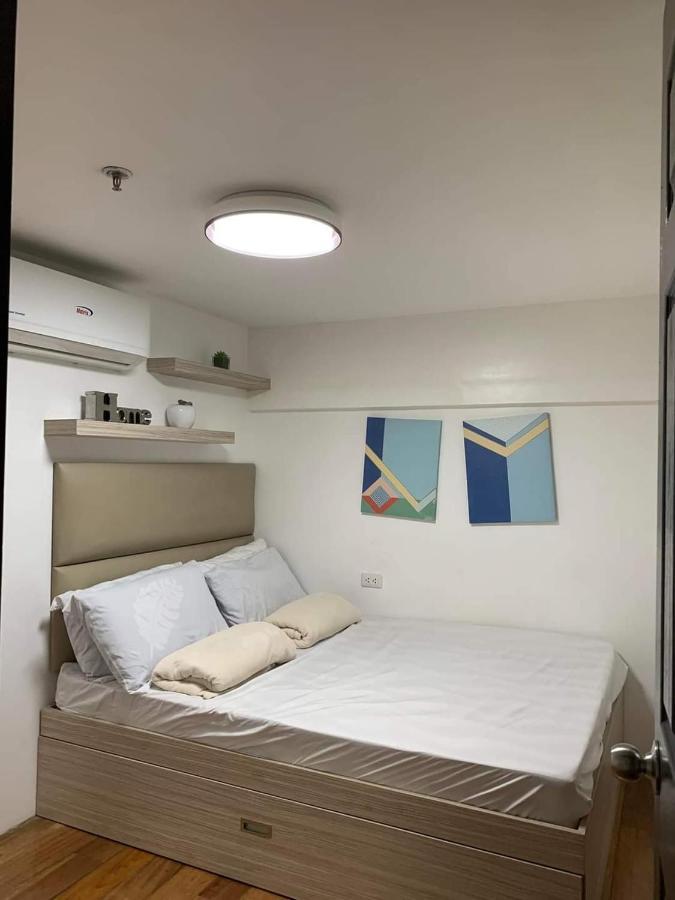 Club Ultima Residences Unit 1712