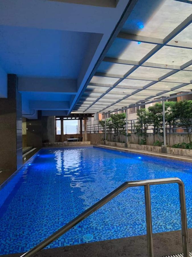 Club Ultima Residences Unit 1712 *