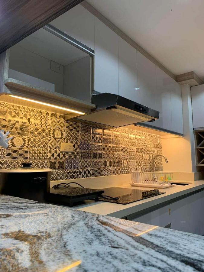 Club Ultima Residences Unit 1712 * Cebu