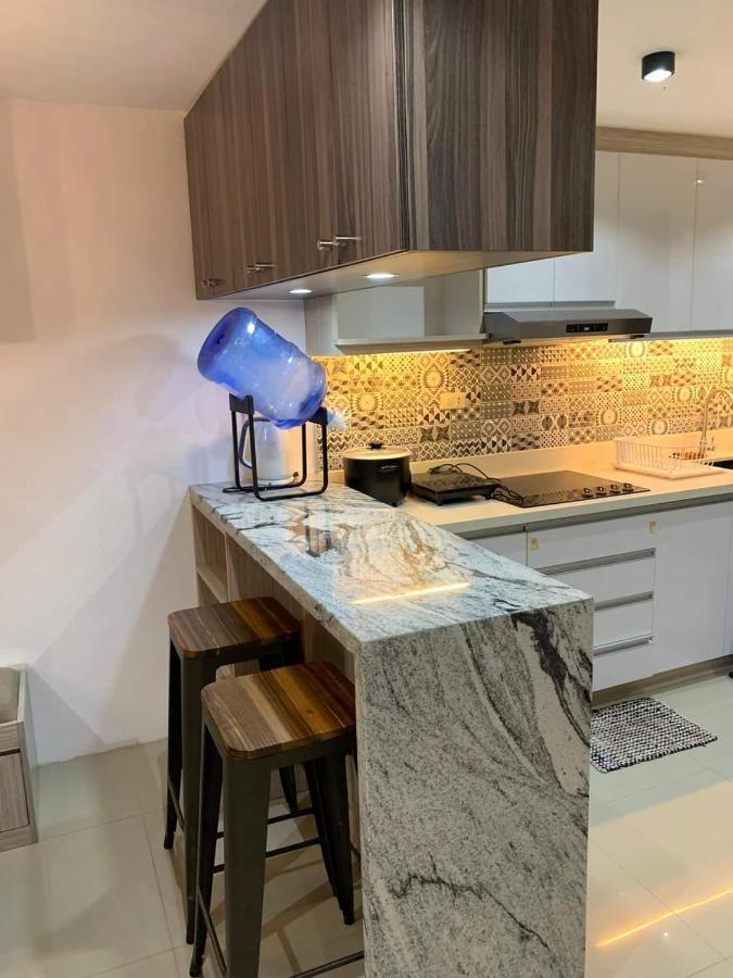 Club Ultima Residences Unit 1712 *