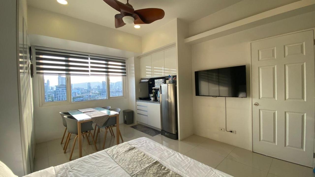 Aparthotel Calyx Residences 18i