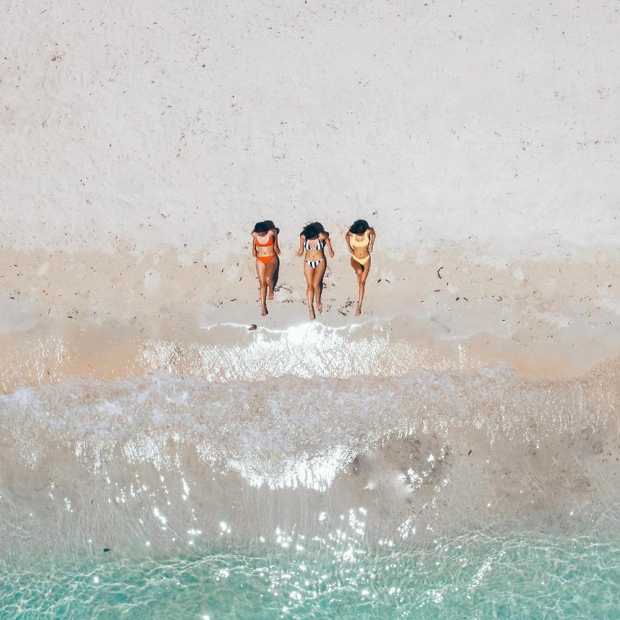 Sorana Island * Ocoy