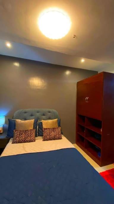 Apartment Staycation At Ethon's *