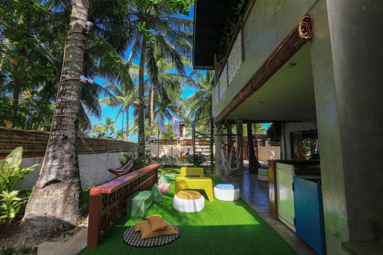 People Bantayan Island Hostel *