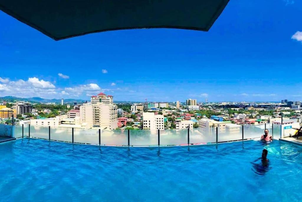 Chillhauz W/pool & Wifi Apartment