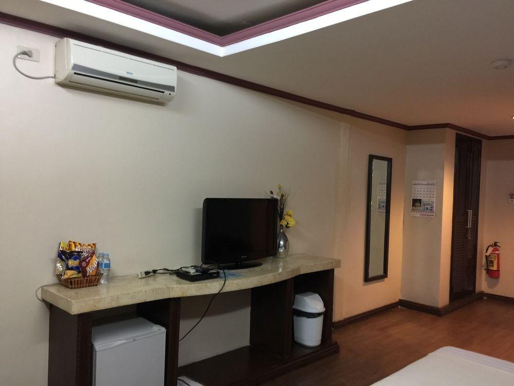Hotel Hilltop Cebu