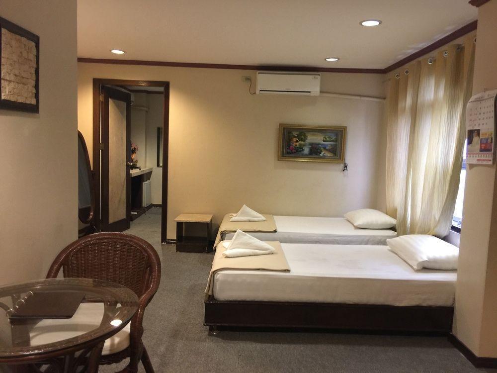 Hotel Hilltop Cebu