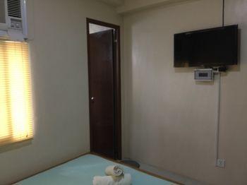 Cebu Courtyard Hotel 2*