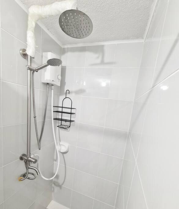 One Oasis Fully Furnished With Balcony *