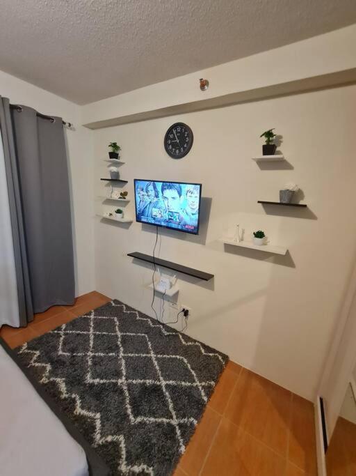 One Oasis Fully Furnished With Balcony Apartment Cebu