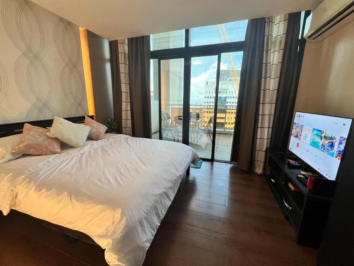 Appleone Ayala With Balcony Hotel Cebu