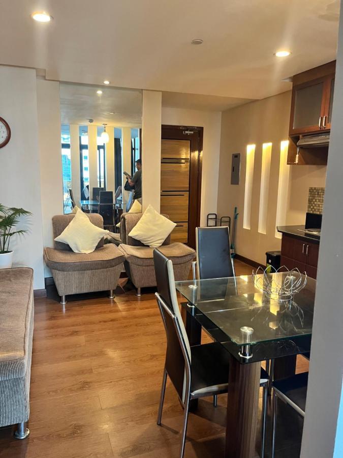 Appleone Ayala With Balcony Cebu
