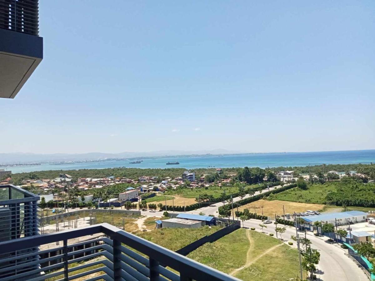 Seaview 2 Bedroom Unit Near Mactan International Airport Aparthotel