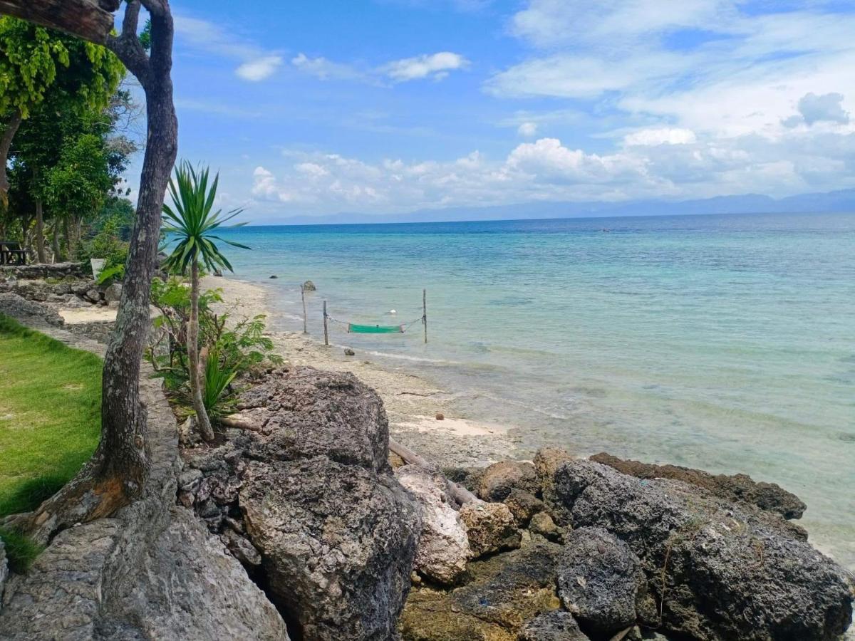 Hale Manna Coastal Gardens Moalboal