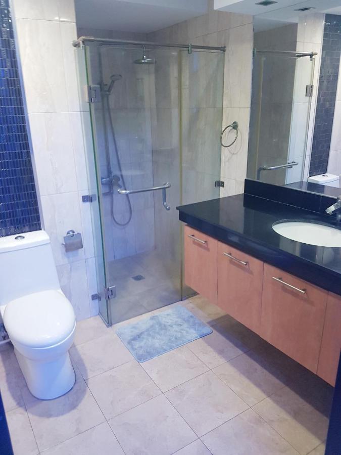 Luxury Budget In Apartment *