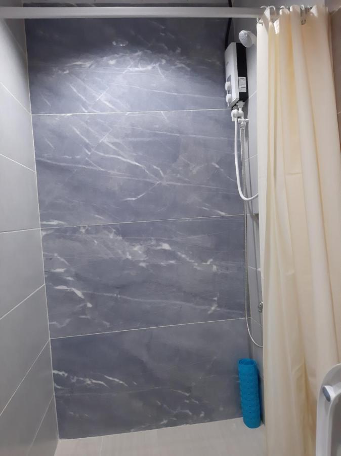 M Liloan House Hotel 3*