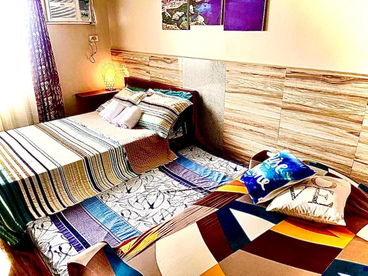 Across Sm Sunvida Tower Unit Bed & Breakfast