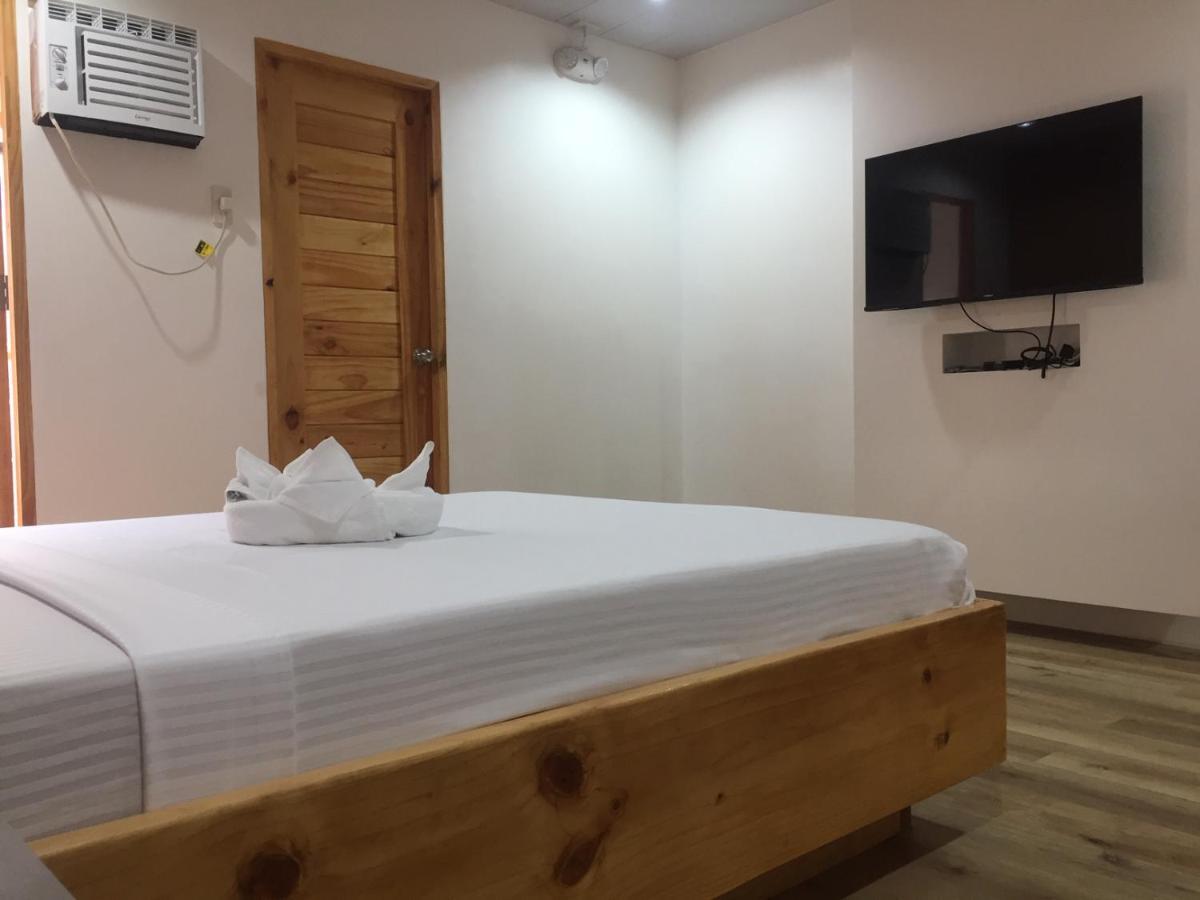 M Liloan House 3*